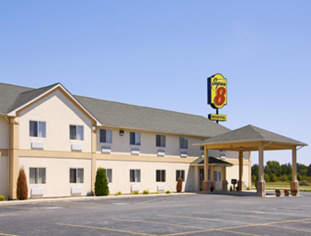 Super 8 By Wyndham Huntington Exterior foto